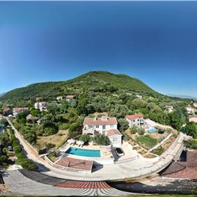 4 bedroom villa with pool and sea views, Kumbor, sleeps 8-10